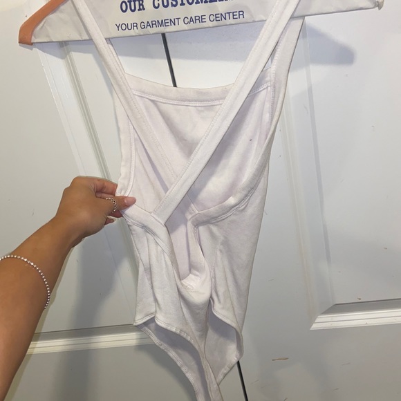 White tank bodysuit with open crisscross back - Picture 3 of 3